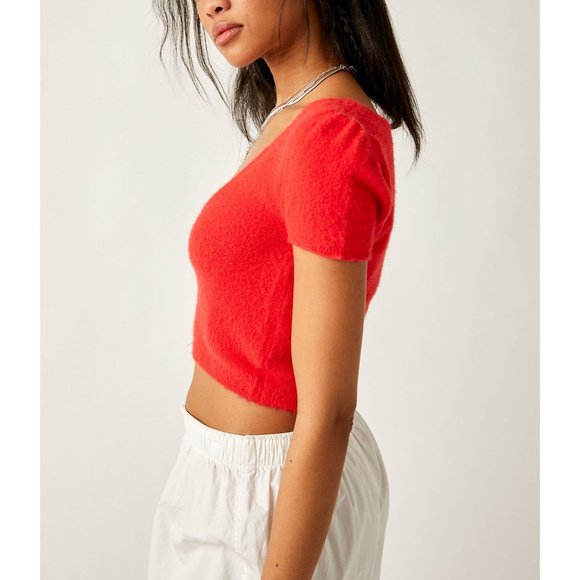 NWT FREE PEOPLE Keep Me Warm Crop Top / Red Pop - Picture 2 of 7
